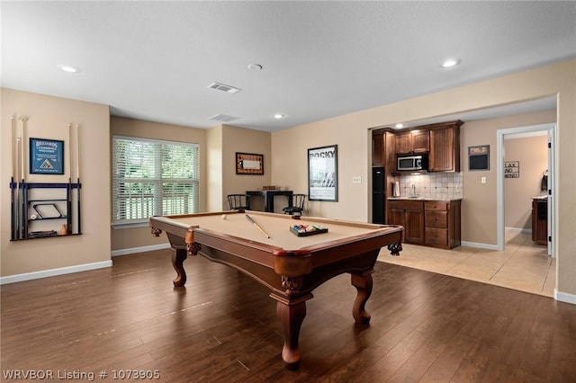 rec room featuring light hardwood / wood-style floors and pool table