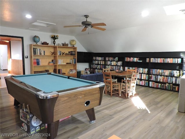 playroom with lofted ceiling, pool table, light hardwood / wood-style floors, and ceiling fan