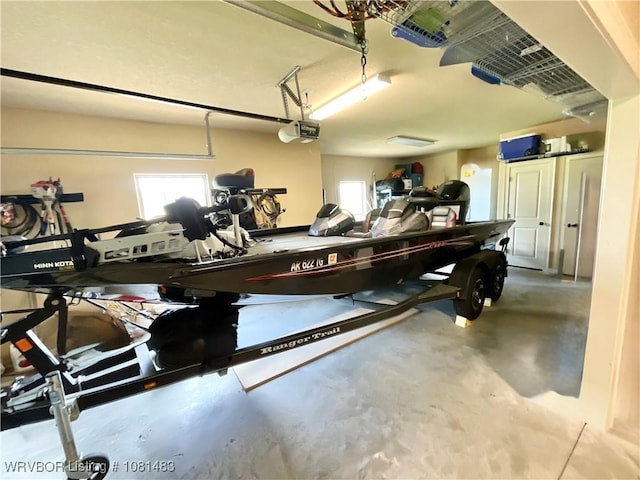 3414 Bugscuffle Rd, Lavaca, AR 72941 - garage with a garage door opener
