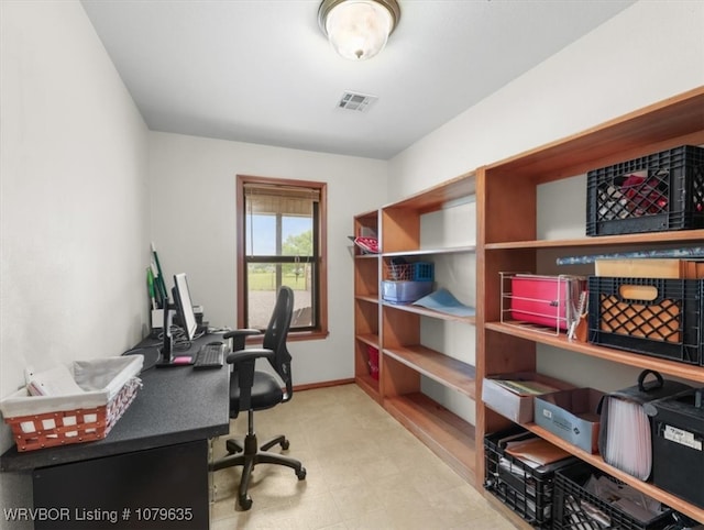 34590 Latam Ridge Rd, Shady Point, OK 74956 - office featuring tile patterned floors and baseboards
