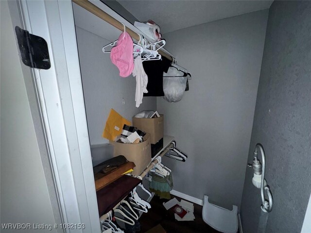 412 7th St, Barling, AR 72923 - view of spacious closet