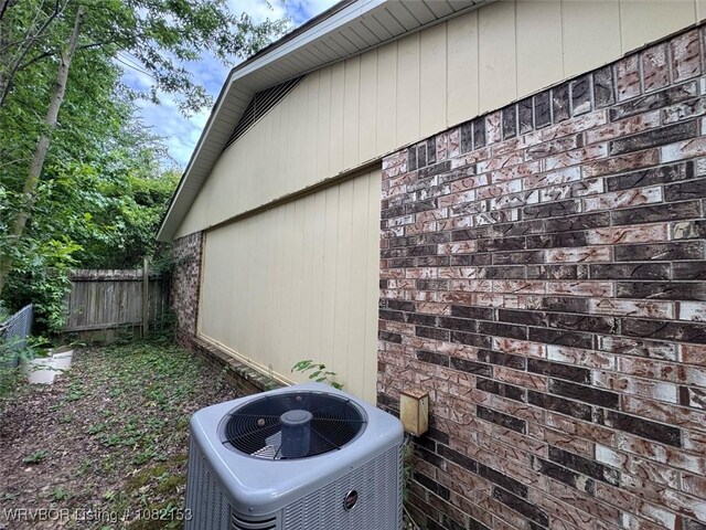 412 7th St, Barling, AR 72923 - exterior view of a cooling unit