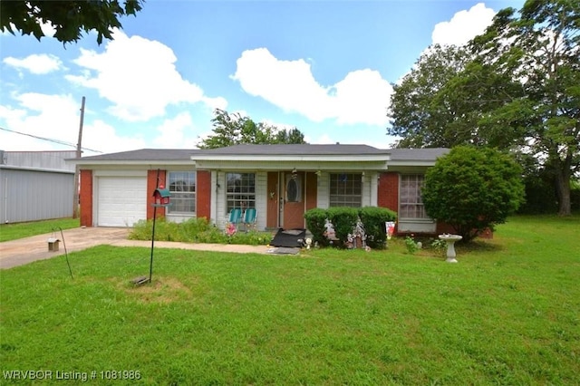 807 S 2nd St, Stilwell, OK 74960 - ranch-style house with a garage, concrete driveway, and a front lawn