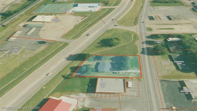 807 S 2nd St, Stilwell, OK 74960 - aerial overview of property's location featuring property boundaries highlighted