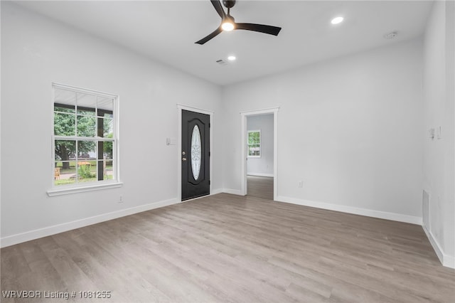 618 Sycamore St, Van Buren, AR 72956 - entryway featuring a ceiling fan, wood finished floors, baseboards, and recessed lighting