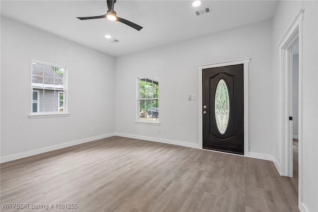 618 Sycamore St, Van Buren, AR 72956 - foyer featuring wood finished floors, ceiling fan, baseboards, and recessed lighting