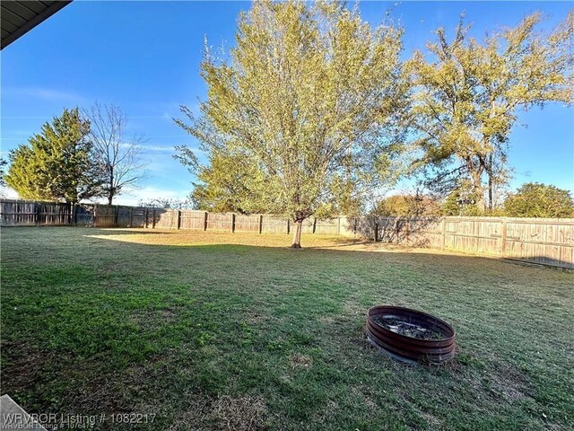106 E Dora Ln, Poteau, OK 74953 - view of fenced backyard