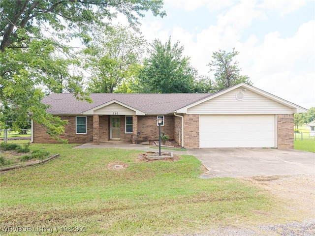 320 Neal Dr, Roland, OK 74954 - photo 1
