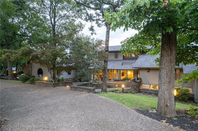 10301 Stoneleige St, Fort Smith, AR 72908 - view of front of property with a porch and a shingled roof