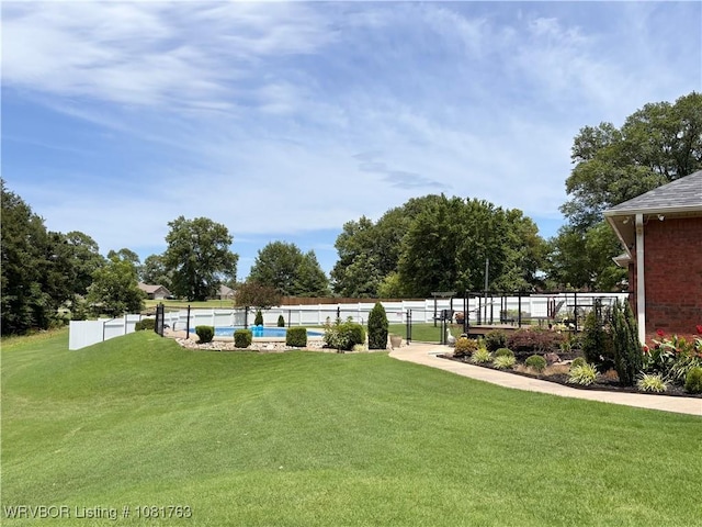 2420 Keystone Cir, Mulberry, AR 73947 - view of yard