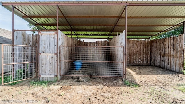 6562 Broadleaf Dr, Alma, AR 72921 - view of stable