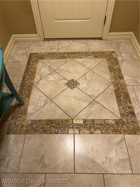 304 Caseys Ct, Lavaca, AR 72941 - interior details featuring baseboards