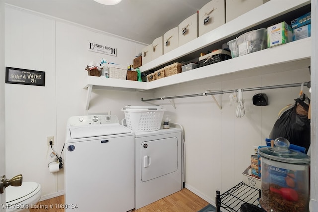3032 King Dr, Mulberry, AR 72947 - laundry area featuring washer and dryer, laundry area, and light wood finished floors