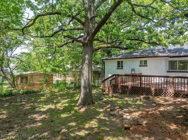 2420 Independence St, Fort Smith, AR 72901 - view of yard featuring a deck