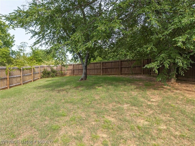 9019 Gracie Ln, Fort Smith, AR 72916 - view of yard
