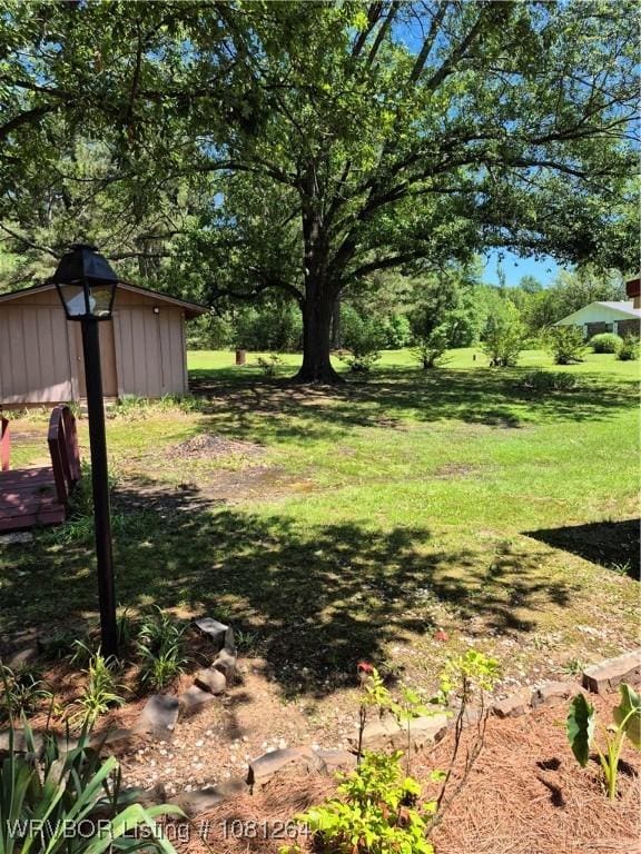 1382 6th St, Waldron, AR 72958 - view of grassy yard