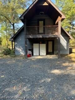 185 Susie Ln, Mena, AR 71953 - view of front facade with a balcony