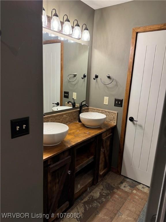 185 Susie Ln, Mena, AR 71953 - bathroom featuring vanity