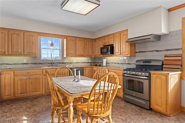 255 Spielerville Rd, Paris, AR 72855 - kitchen featuring black microwave, gas stove, a sink, and tasteful backsplash