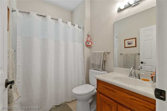 108498 4566th Rd, Sallisaw, OK 74955 - full bath with vanity, tile patterned floors, and curtained shower