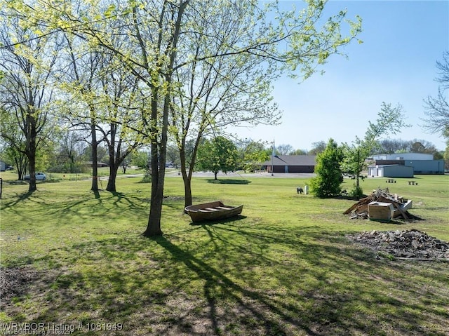 1120 Second St, Charleston, AR 72933 - view of grassy yard