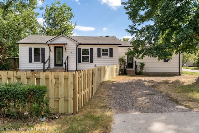 view of front of property