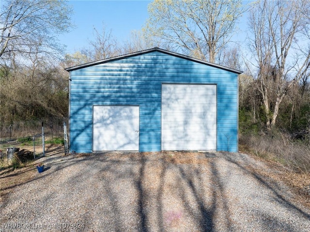 exterior space featuring an outbuilding