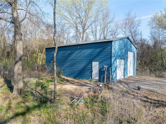 view of outdoor structure featuring an outdoor structure