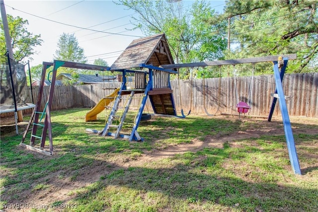 3811 Dallas St, Fort Smith, AR 72903 - view of play area featuring a trampoline