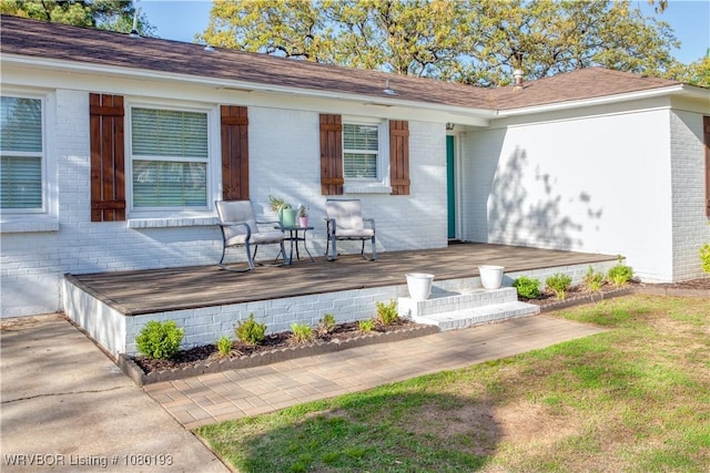 3811 Dallas St, Fort Smith, AR 72903 - property entrance featuring brick siding