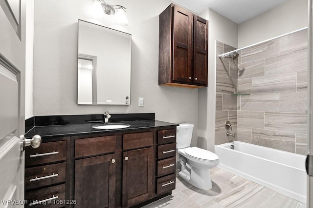 9205 R A Young Jr Dr, Fort Smith, AR 72916 - bathroom with toilet, vanity, and bathtub / shower combination