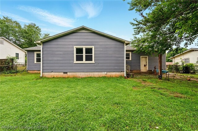 4002 57th St, Fort Smith, AR 72904 - back of house featuring crawl space