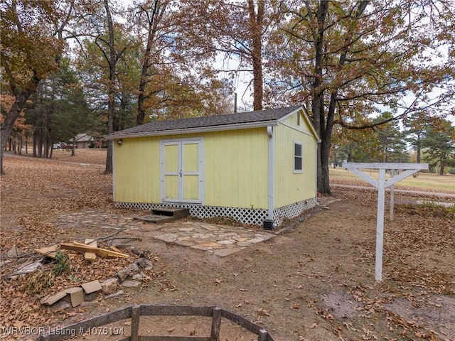 view of outbuilding