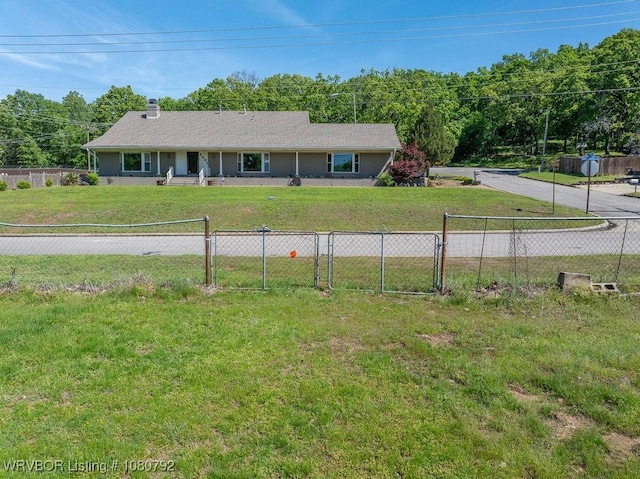4308 25th St, Fort Smith, AR 72901 - view of front of home featuring a front lawn and fence