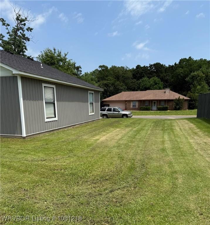 128 Saskatchewan Rd, Roland, OK 74954 - view of grassy yard