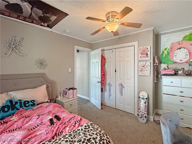 3809 Chaffee Dr, Fort Smith, AR 72904 - carpeted bedroom with ornamental molding, a textured ceiling, a closet, and ceiling fan