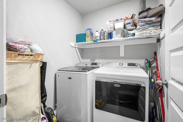 1024 Mourning Dove Way, Barling, AR 72923 - laundry area with independent washer and dryer