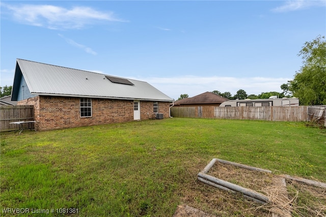 101 Saskatchewan Rd, Roland, OK 74954 - view of yard featuring central AC