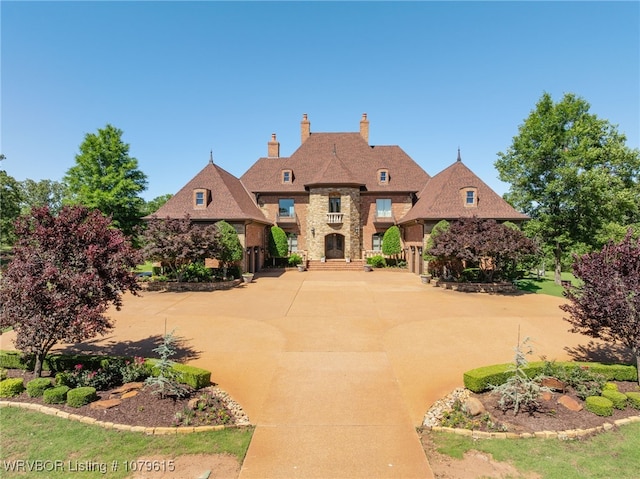 12034 Ridgefield Dr, Fort Smith, AR 72916 - view of front of house featuring a chimney