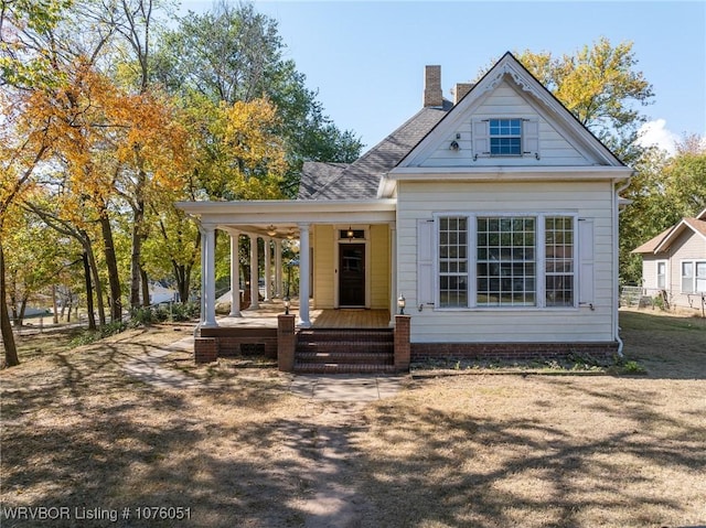 view of front of house with a porch