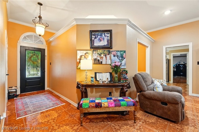 1524 Bunker Hill Ct, Van Buren, AR 72956 - tiled foyer entrance featuring crown molding and baseboards