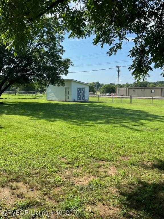 415 Francis Ln, Charleston, AR 72933 - view of yard with an outdoor structure
