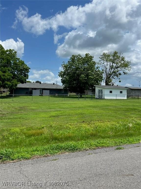 415 Francis Ln, Charleston, AR 72933 - view of yard
