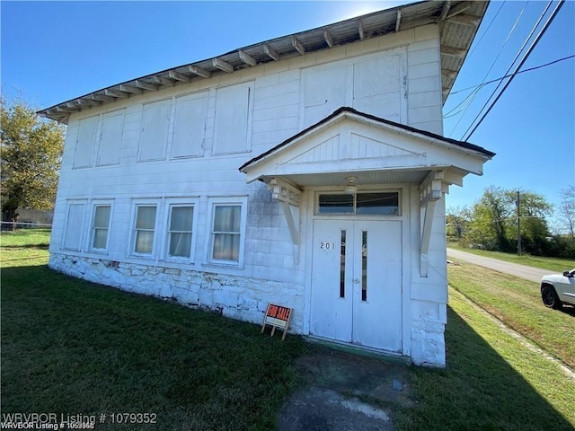 view of outdoor structure