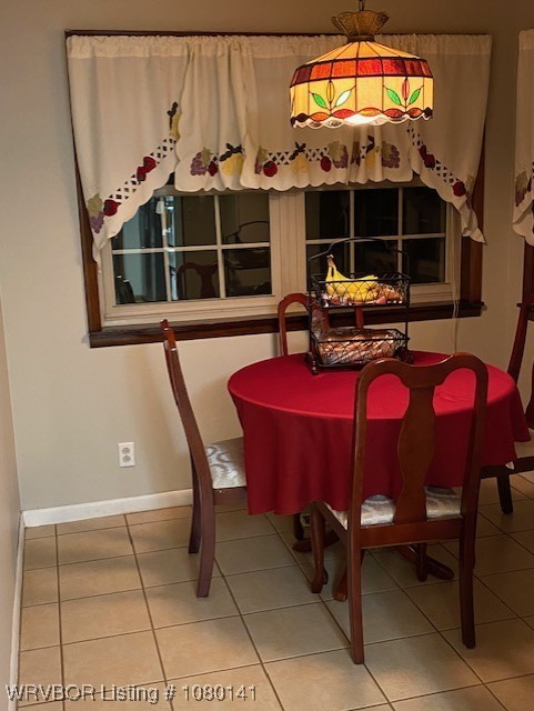 935 Florence Cir, Mulberry, AR 72947 - tiled dining space with baseboards