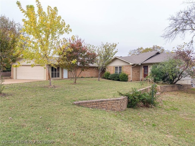 view of yard with a garage