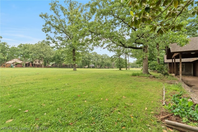 1808 Bramble Brae St, Fort Smith, AR 72908 - view of grassy yard