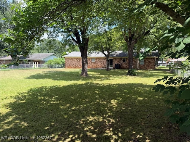 309 N 25th St, Ozark, AR 72949 - view of yard