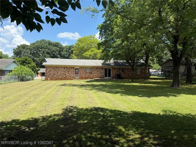 309 N 25th St, Ozark, AR 72949 - view of yard