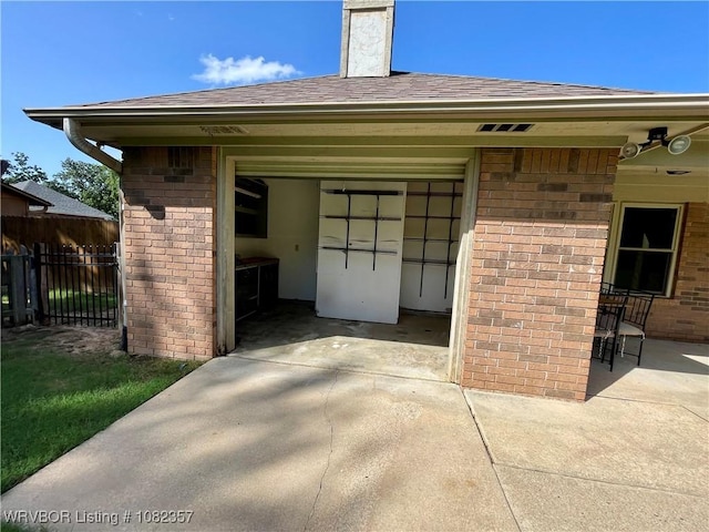 4104 Glen Flora Way, Fort Smith, AR 72908 - view of garage